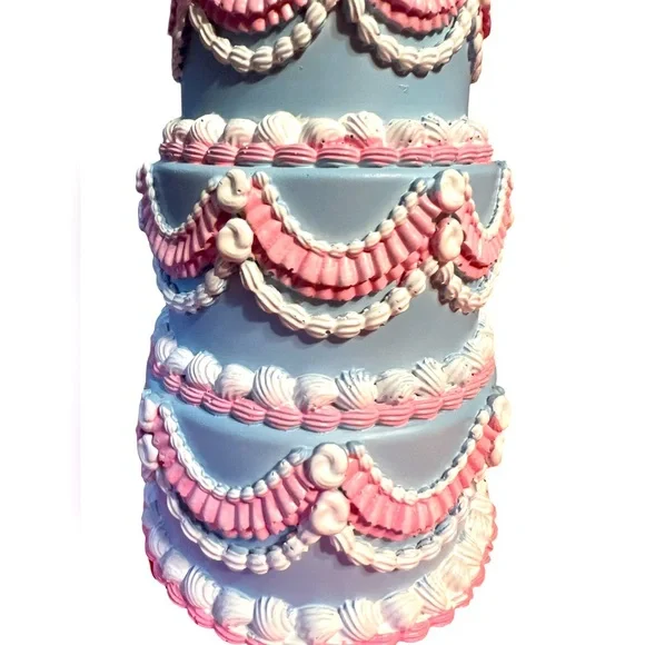 Whimsical NWT Birthday LED Pink & Blue Resin Celebration Birthday Layered Cake - Picture 5 of 9